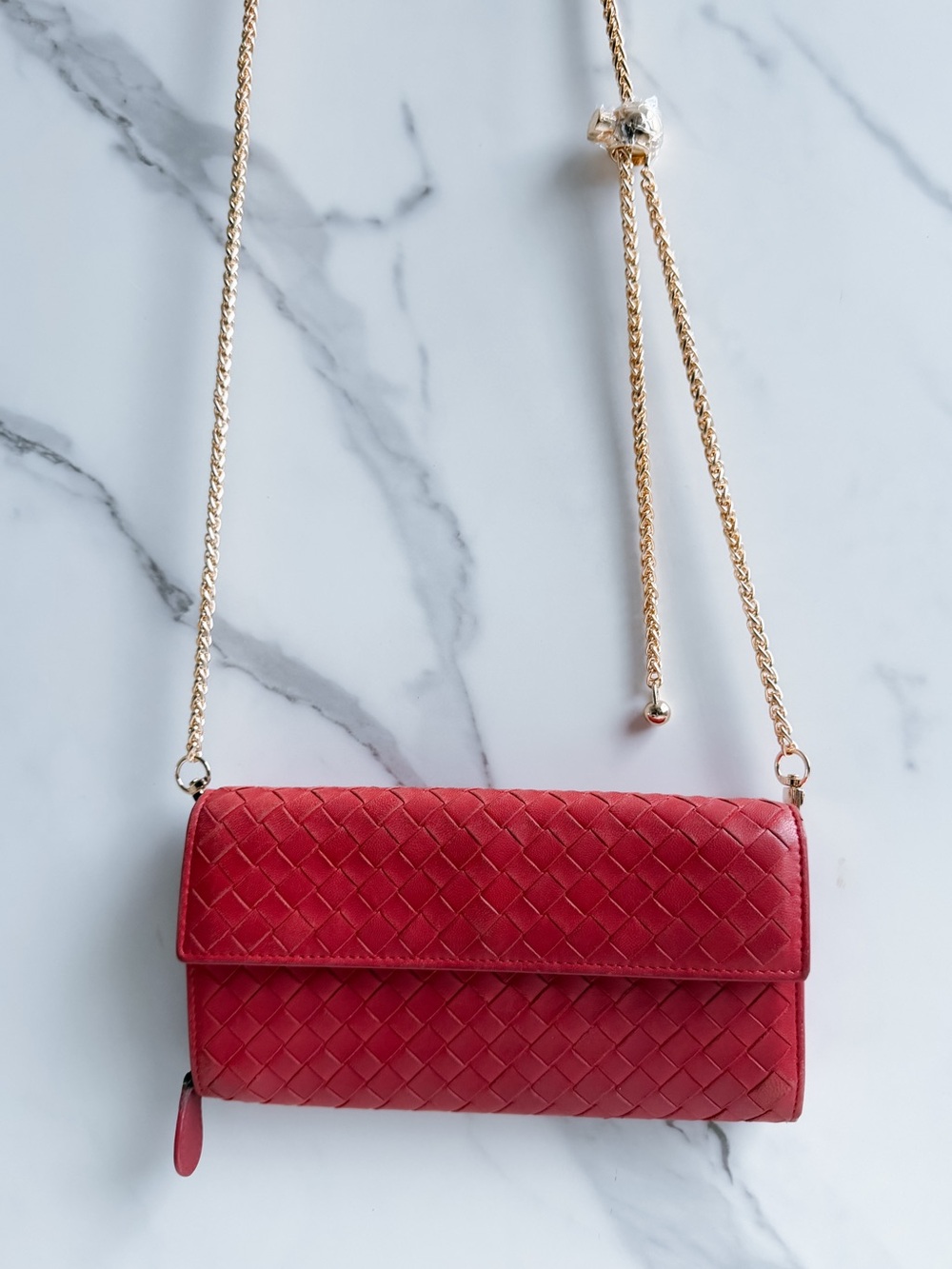 Bottega Venata  Intrecciato leather flap Wallet on chain - Picture 2 of 16